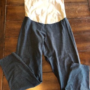Maternity cropped leggings